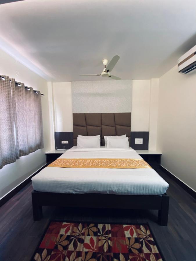 Le Shiv Executive Suite Theni Esterno foto