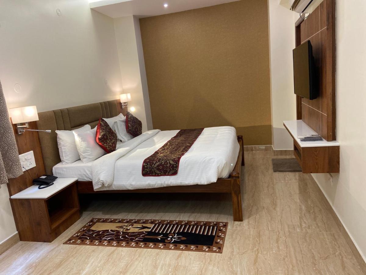 Le Shiv Executive Suite Theni Esterno foto