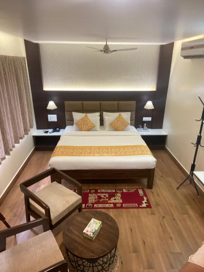 Le Shiv Executive Suite Theni Esterno foto